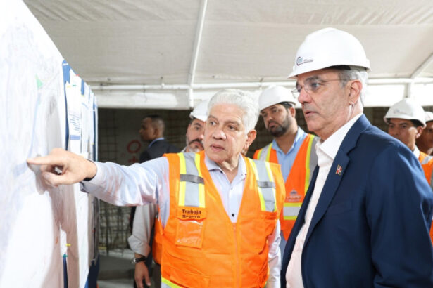 Abinader supervisa avances del túnel en Plaza de la Bandera