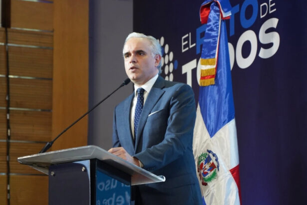 Educación pública en RD crece en escolaridad, tecnología y calidad
