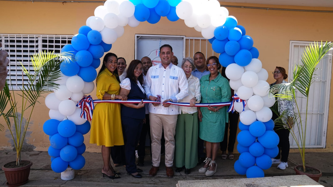 INABIE inaugura módulo de salud bucal en Villa Vásquez