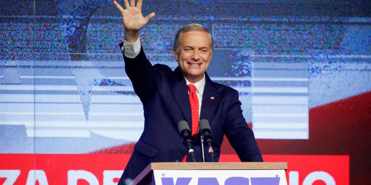 Kast lidera primera vuelta y busca alianzas para balotaje en Chile