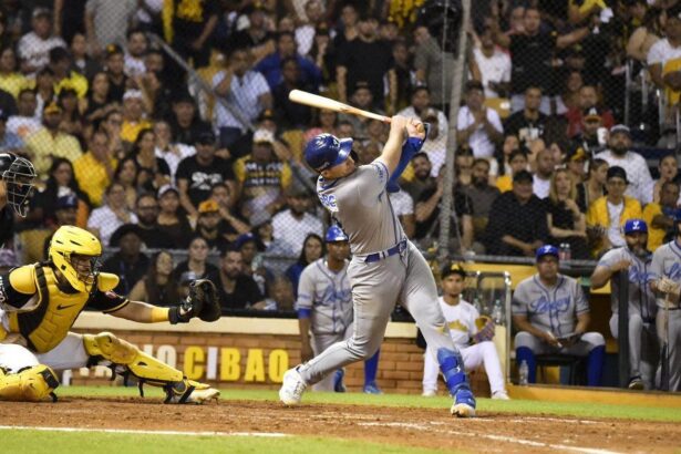 Tigres del Licey remonta y vence 8-7 a Águilas en Santiago