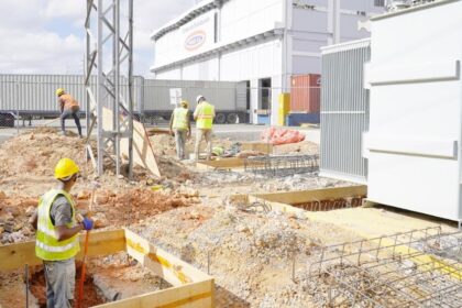 Edesur inaugura subestación Alfa para fortalecer red eléctrica en SD