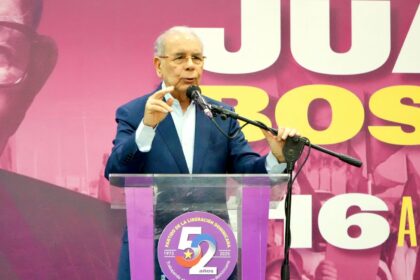 Danilo Medina llama al PLD a fortalecer defensa electoral para 2028