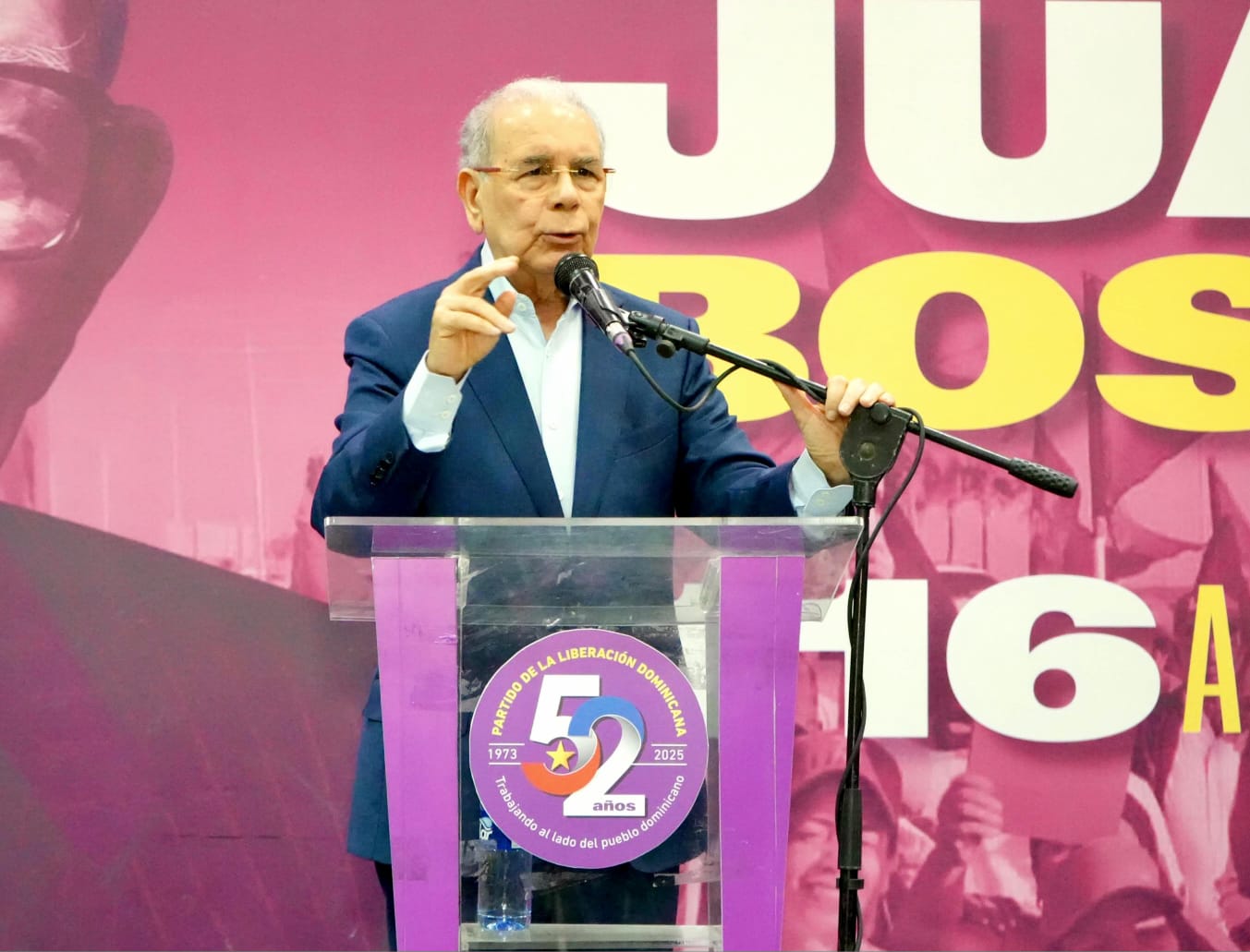 Danilo Medina llama al PLD a fortalecer defensa electoral para 2028