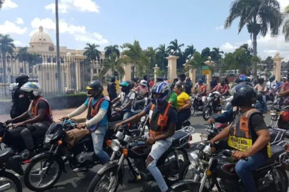 Más de 16 mil transportistas reciben subsidio en RD en 2025