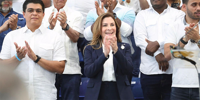 Fellito Suberví reconoce a Carolina Mejía como líder clave del PRM