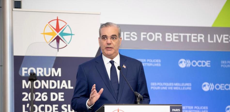 Abinader refuerza alianza con OCDE contra la corrupción en París