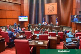 Congreso de RD impulsa reformas laboral y policial clave en 2026