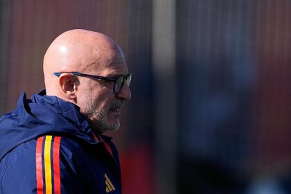 De la Fuente perfila lista de 20-22 fijos para el Mundial 2026