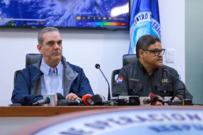 Abinader supervisa respuesta a lluvias e inundaciones en RD