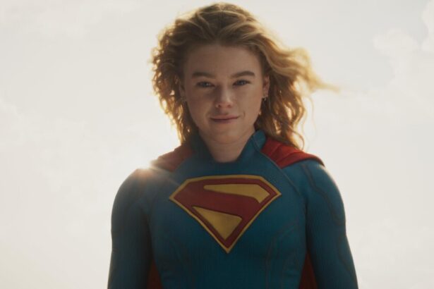 Milly Alcock afronta críticas por su papel en Supergirl