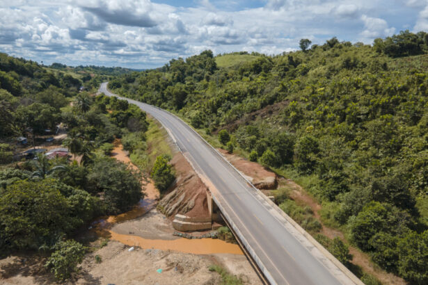 Jhonny Cabrera propone obras viales para impulsar turismo en RD