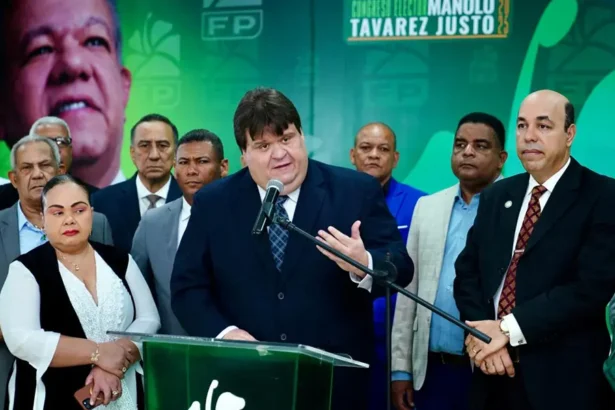 Fuerza del Pueblo denuncia riesgos en pago de obras del PRM