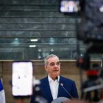 Abinader inicia consultas para pacto nacional ante crisis global