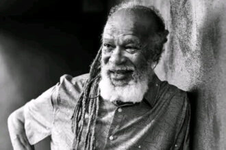 Fallece Ernie Smith, figura clave del reggae jamaicano, a los 80 años
