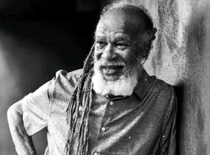 Fallece Ernie Smith, figura clave del reggae jamaicano, a los 80 años