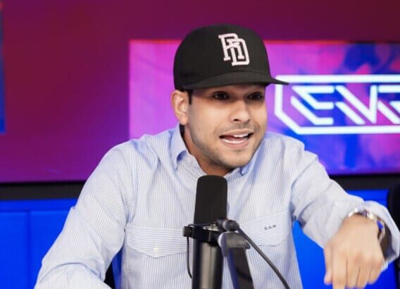 Eduardo Saint-Hilaire se presenta ante justicia por demanda de difamación
