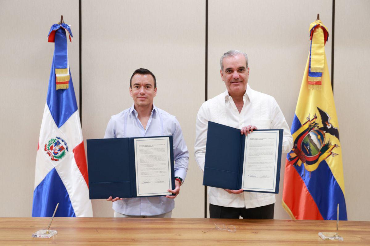 Ecuador y República Dominicana negocian acuerdo comercial parcial