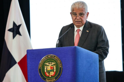 Panamá anuncia nuevas concesiones portuarias y expansión logística