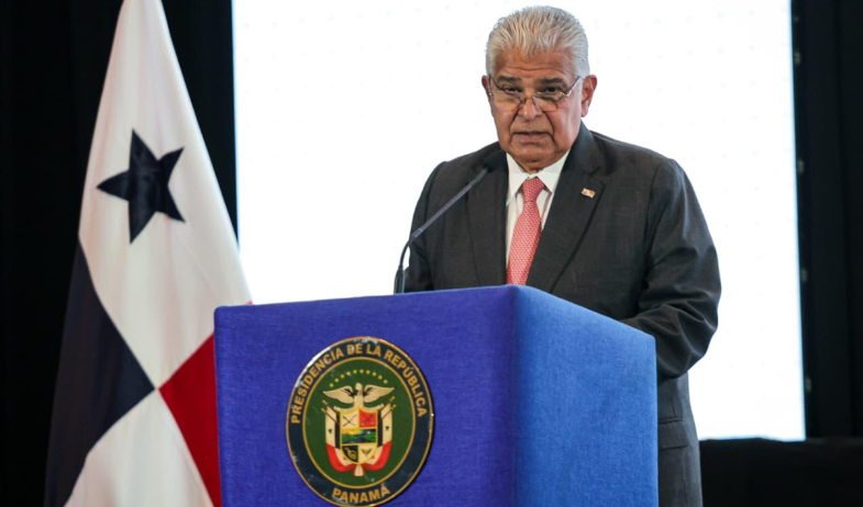 Panamá anuncia nuevas concesiones portuarias y expansión logística