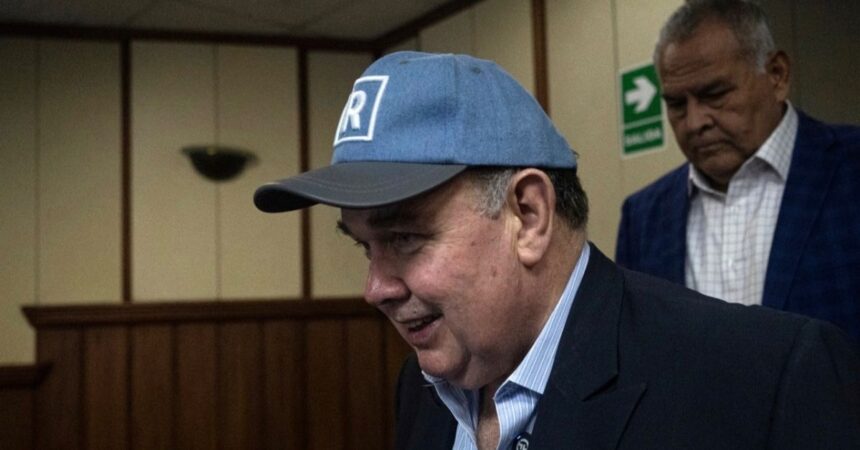 López Aliaga denuncia fraude electoral y “golpe de Estado” en Perú