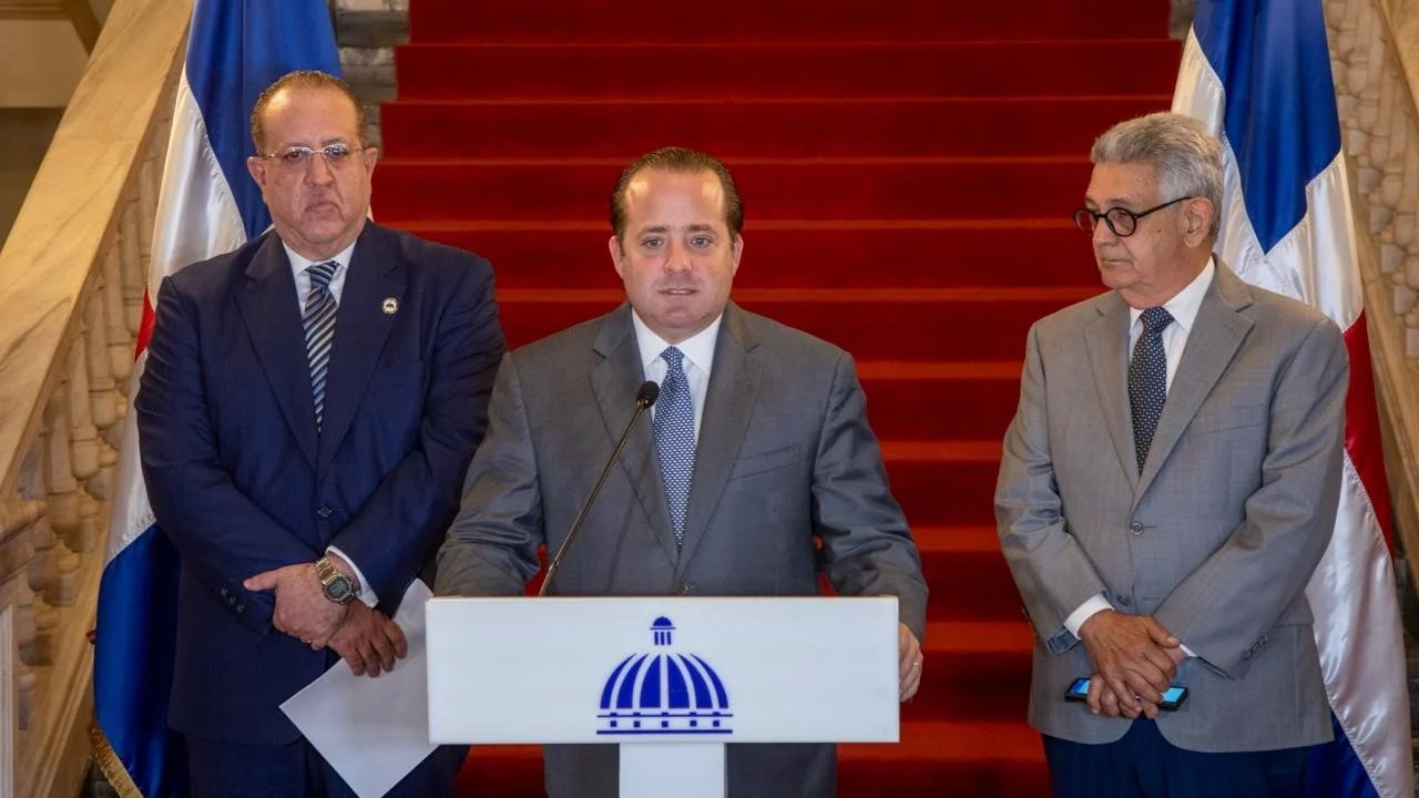 Gobierno dominicano lanza plan de austeridad para ahorrar RD$40,000 millones