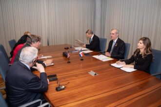 Abinader refuerza cooperación con Israel y EE UU en Costa Rica