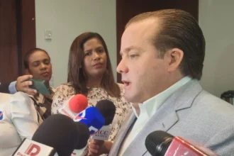 Paliza llama al PRM a priorizar gestión pública sobre intereses