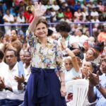 Raquel Peña reconoce a madres dominicanas en jornada social