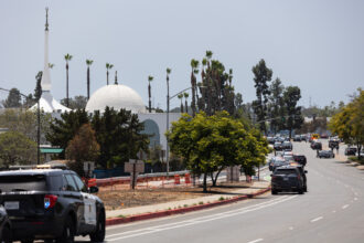Padre retiró armas antes del tiroteo en Centro Islámico San Diego