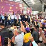 Danilo Medina juramenta a 150 nuevos miembros del PLD en Elías Piña