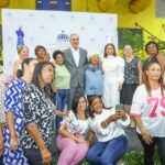 Gobierno entrega bono “El Cariñito” a un millón de madres