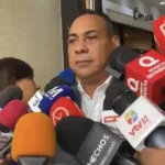 Senador Tineo respalda posposición de convenciones internas del PRM
