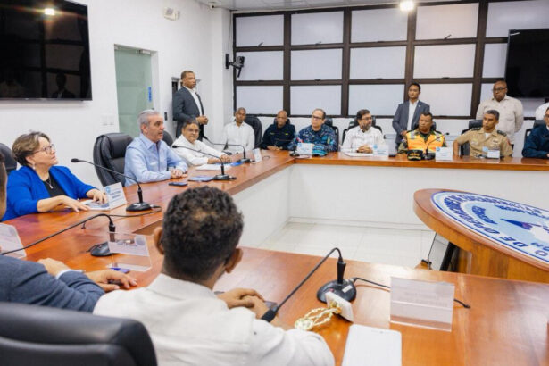 Abinader presenta plan nacional ante temporada ciclónica 2026