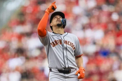 Willy Adames sufre lesión lumbar y es duda con los Giants