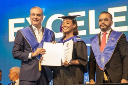 Abinader encabeza graduación ITLA: 642 egresados en tecnología