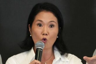 Keiko Fujimori aventaja por 1,303 votos en balotaje de Perú