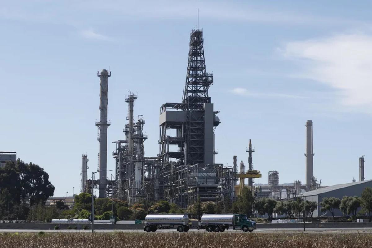 Petróleo WTI cae 1.1 % ante avances diplomáticos EE. UU.-Irán