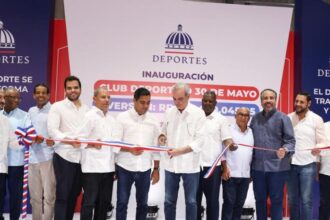 Abinader inaugura renovado Club Deportivo 30 de Mayo en Santo Domingo