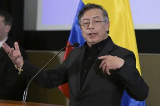 Trump promete ayudar a Petro a salir de la lista OFAC de EE UU