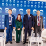 Abinader defiende alternancia e institucionalidad en Praga