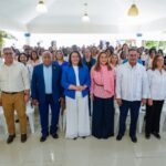 Grupo reunido para una actividad de formación técnico-profesional.
