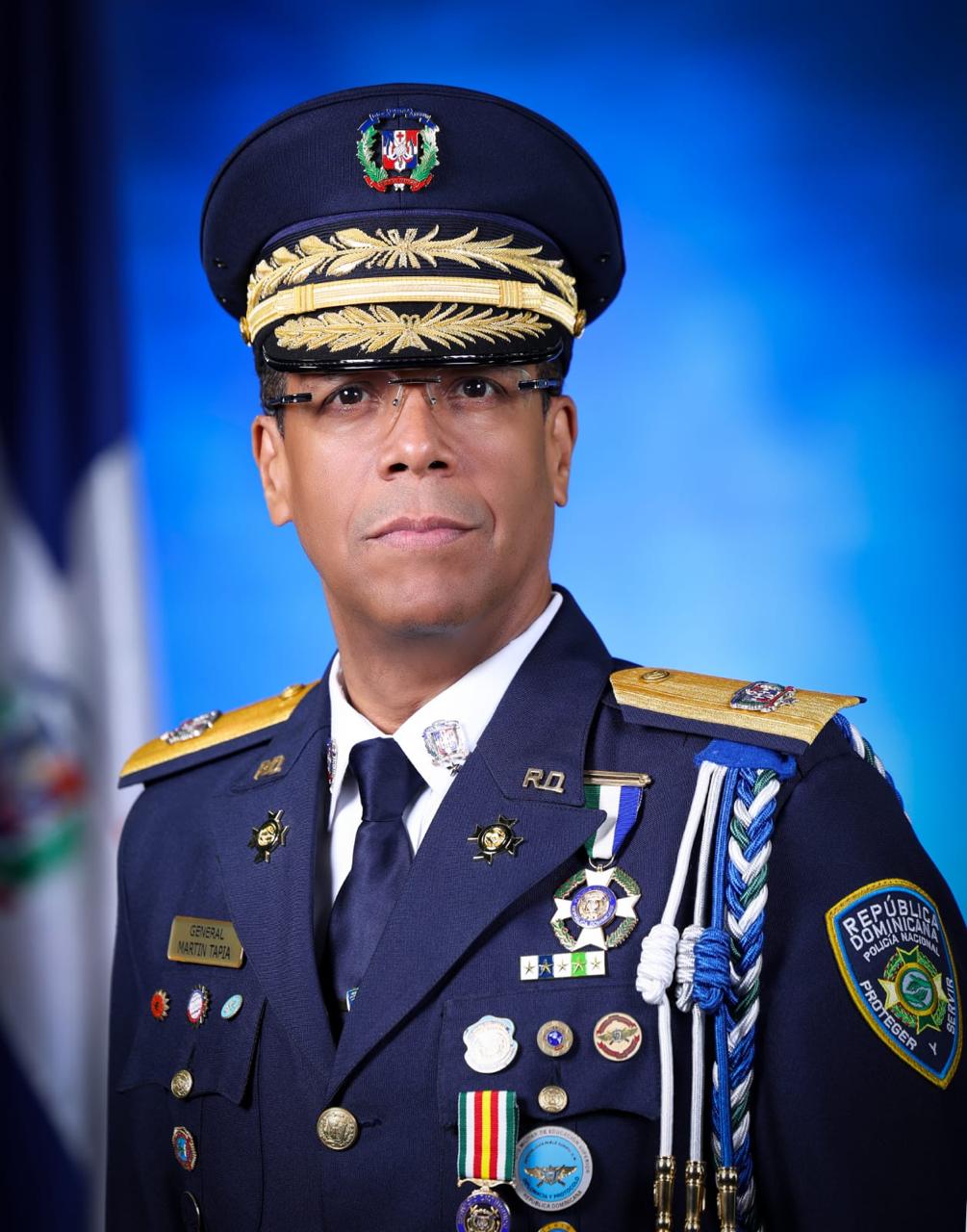 General Martín Miguel Tapia Sánchez, designado inspector general de la Policía Nacional